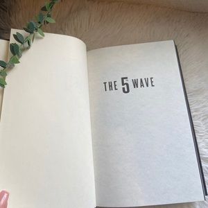 The 5th Wave